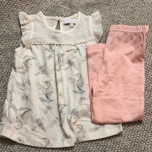 NWOT SWAN TOP AND LEGGING SET